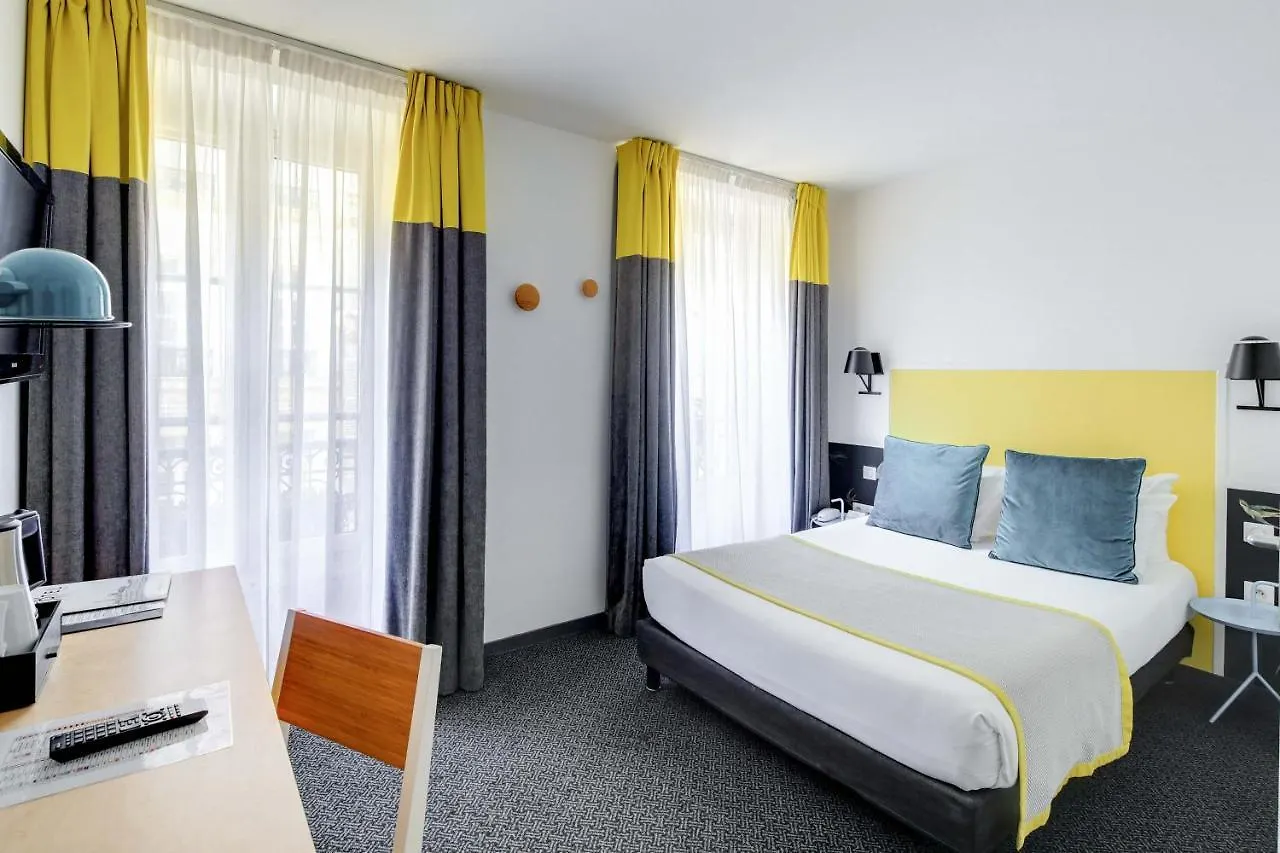 George - Astotel Paris