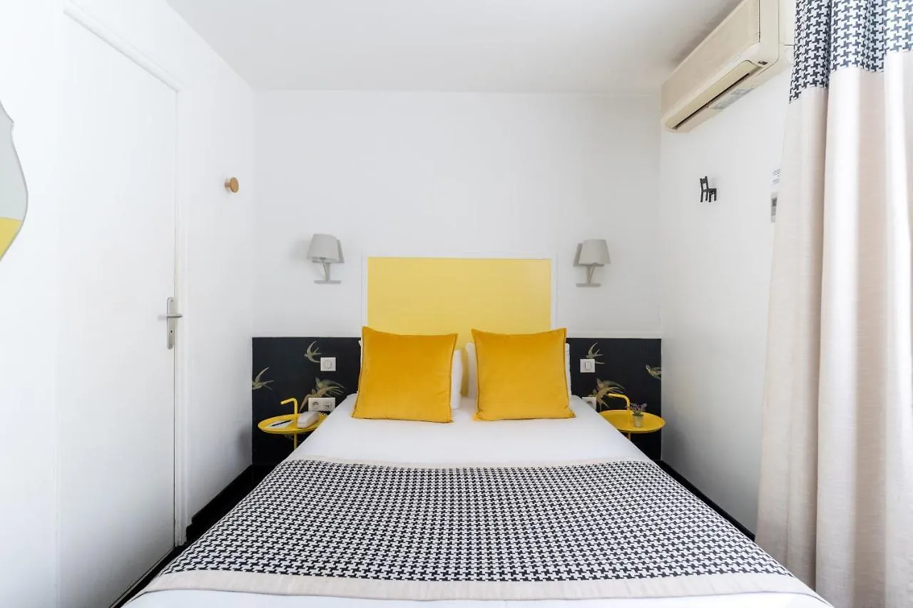 George - Astotel 3*