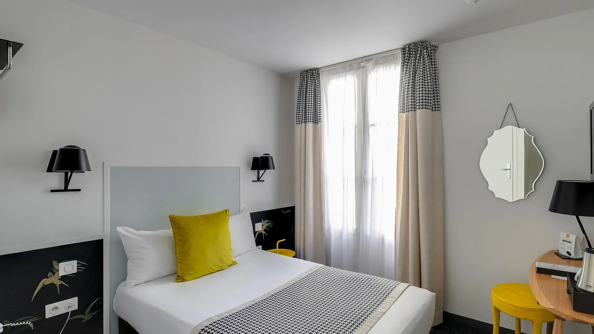 George - Astotel Hotel