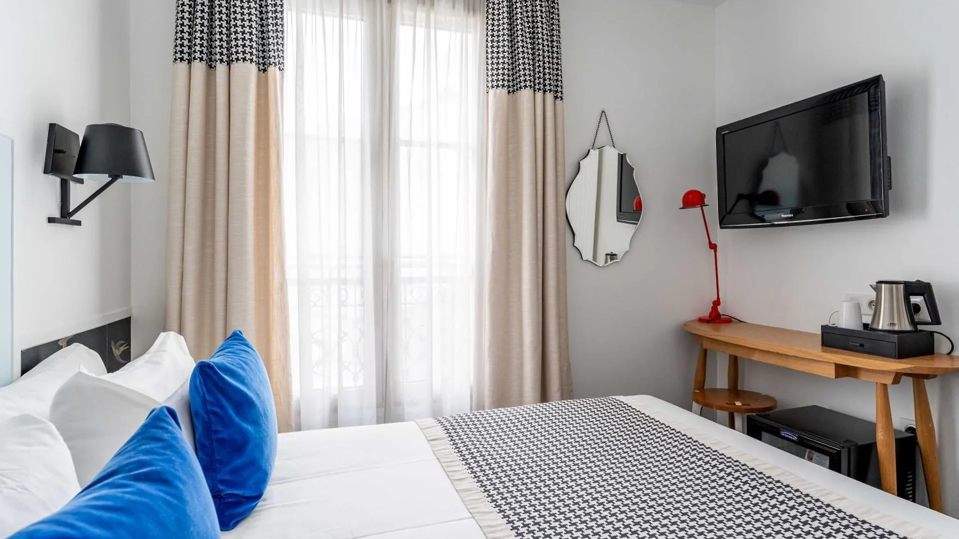 George - Astotel Hotel